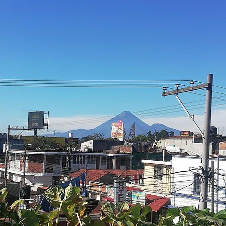 Hotel El Meson Guatemala Экстерьер фото