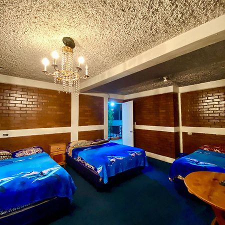 Hotel El Meson Guatemala Экстерьер фото