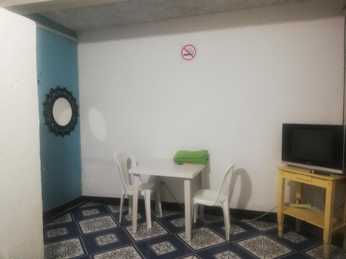 Hotel El Meson Guatemala Экстерьер фото