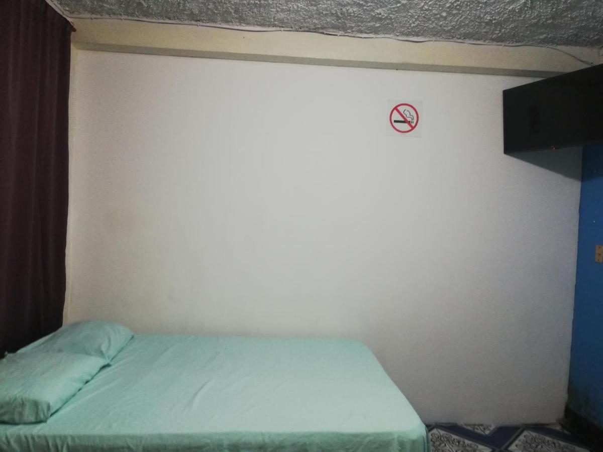 Hotel El Meson Guatemala Экстерьер фото