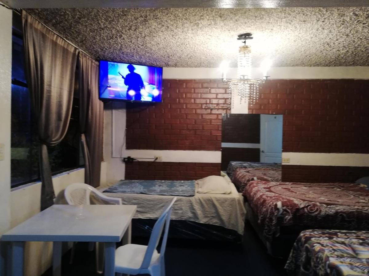 Hotel El Meson Guatemala Экстерьер фото