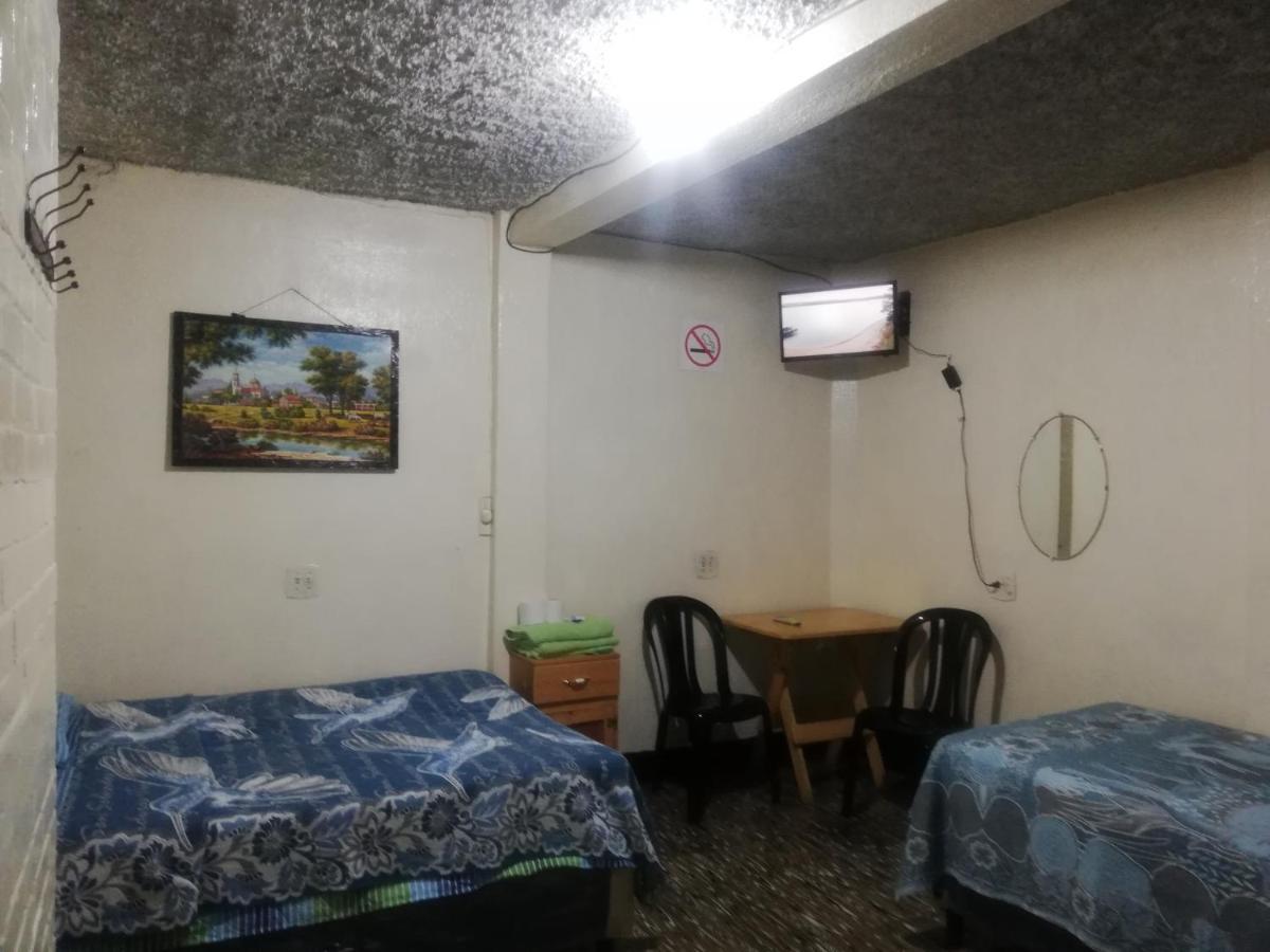 Hotel El Meson Guatemala Экстерьер фото